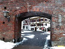 �吹���ŗL���h�i�E�͔Ȃ̓s�s�A�h�C�c�̃E����