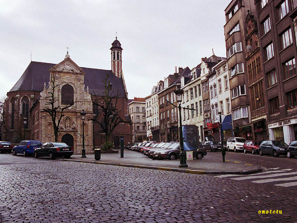 ヨーロッパ 欧州 壁紙 写真 ブリュセルの街並みと教会